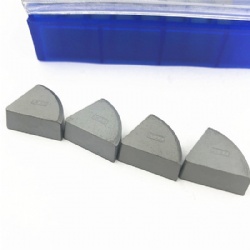 Cemented carbide brazed tips JCA216Z